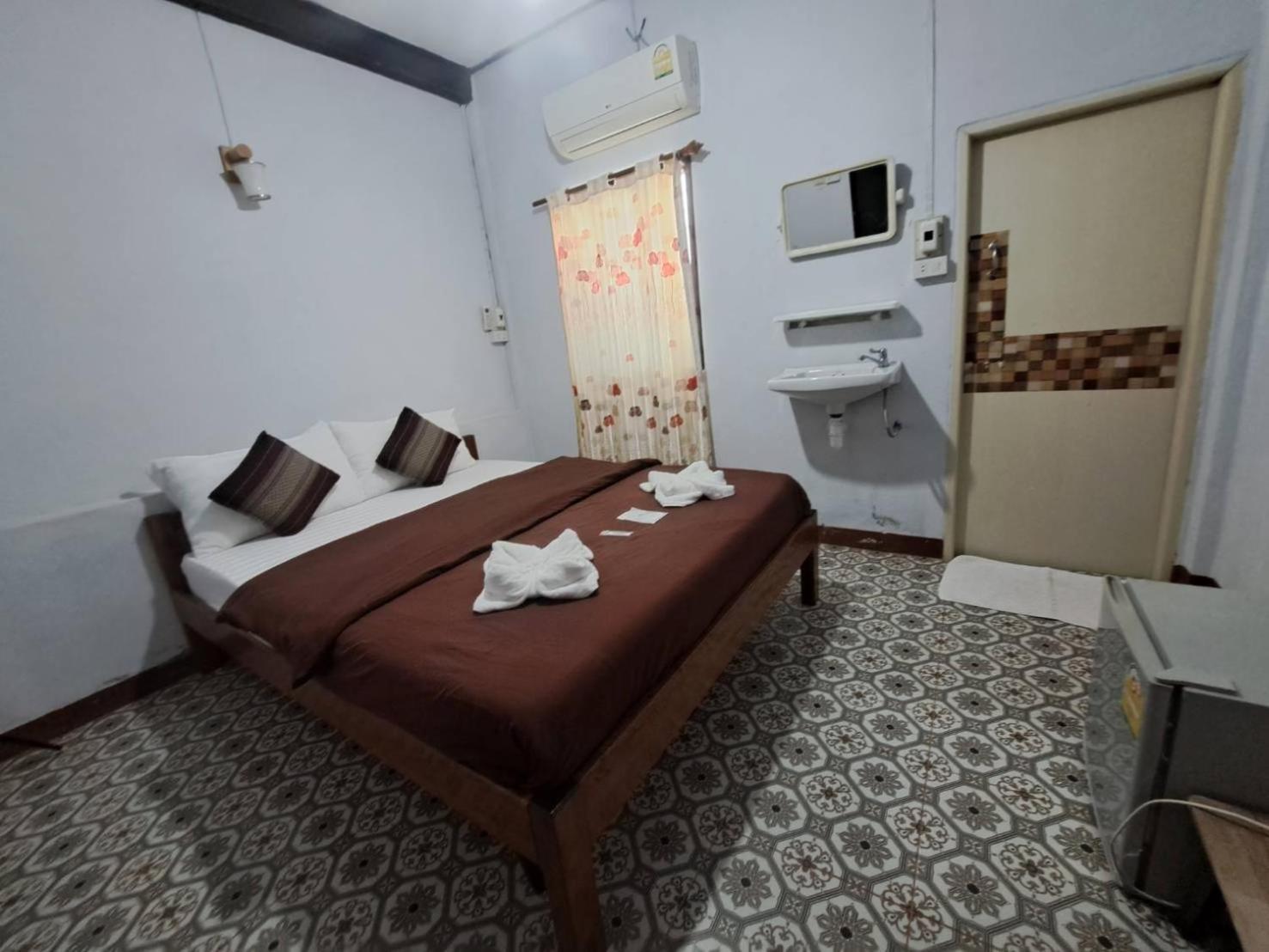 ไทยกันเอง ริมโขง Apartment Chiang Khan Ngoại thất bức ảnh